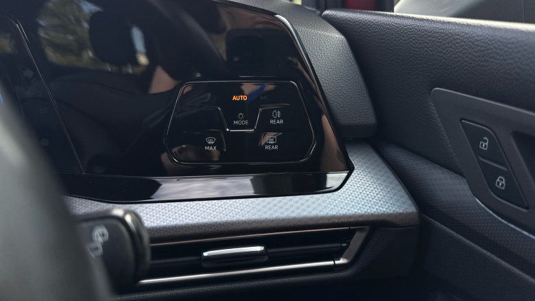 Volkswagen Golf 1.5 TSI 150 Active 5dr Petrol Hatchback